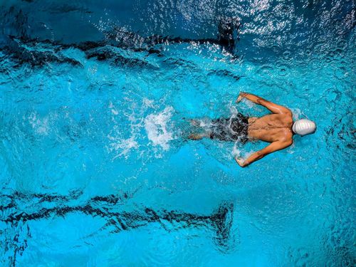 sportorthopaedie-schwimmen-orthopaedie-unfallchirurgie-waldkrankenhaus-erlangen